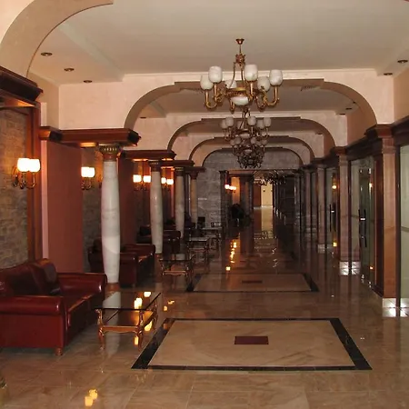In Port Palace Апартаменты